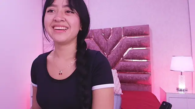 sofia go  online show from May 15, 11:52 am