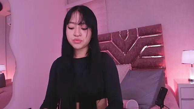 sofia go  online show from May 7, 11:57 am