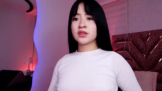 Snapshot of sofia_go_ chatting on July 9, 11:53 am sofia go online show from July 9, 11:53 am