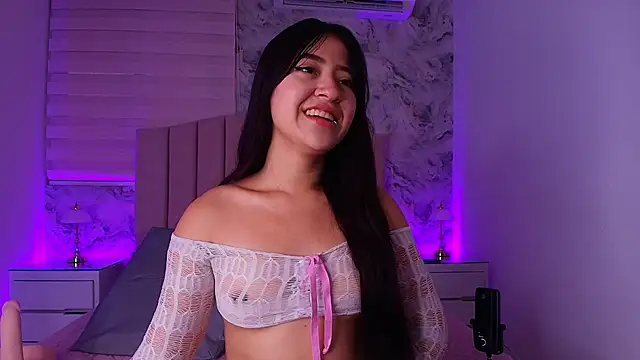 sofia go  online show from March 11, 11:59 am