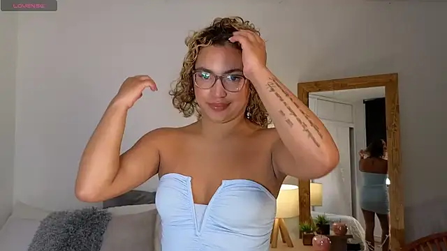 Grecia Miller  online show from March 3, 12:12 pm