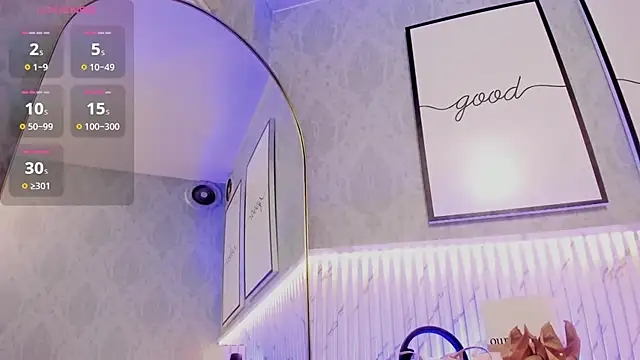 Snapshot of goodgirl22__ chatting on June 24, 11:24 pm goodgirl22 online show from June 24, 11:24 pm