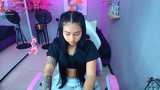 Carolina cherry online show from March 21, 12:09 pm