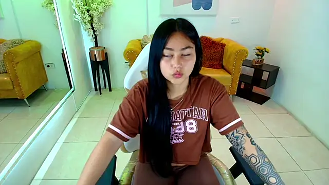 Carolina cherry online show from April 13, 12:42 pm