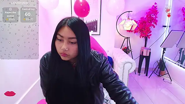 Carolina cherry online show from February 9, 11:52 am