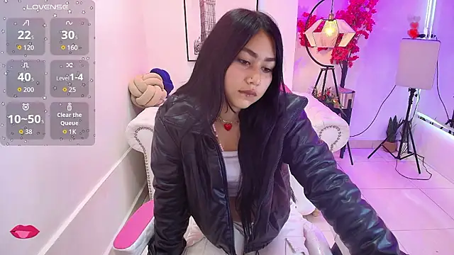 Carolina cherry online show from February 2, 12:48 pm