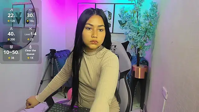 Carolina cherry online show from May 18, 1:05 pm