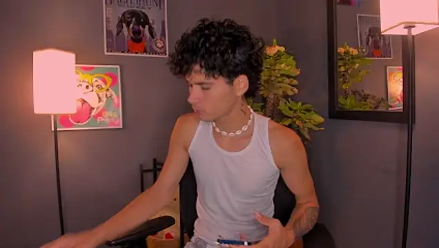 Snapshot of back_thomson chatting on February 9, 2:15 pm back thomson online show from February 9, 2:15 pm