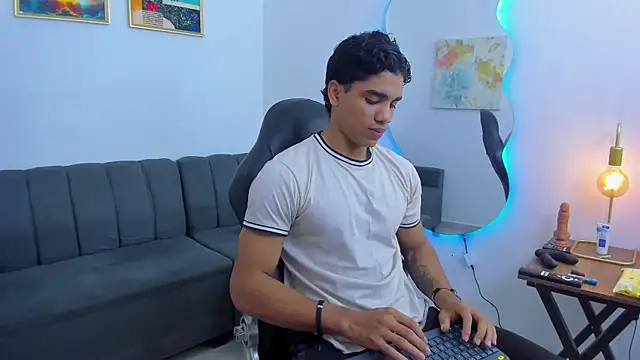 Dustyn Michelle1 online show from February 9, 7:56 pm