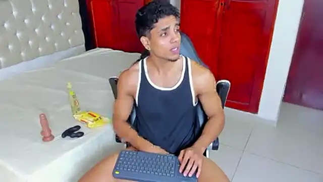 Dustyn Michelle1 online show from March 31, 10:01 pm