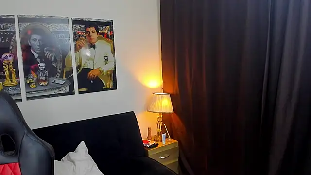 Dustyn Michelle1 online show from January 8, 5:24 am