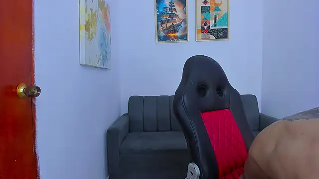 Dustyn Michelle1 online show from February 18, 4:03 pm