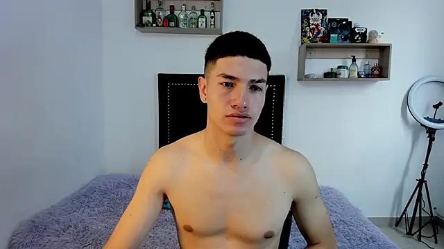 Snapshot of Nico_Nocturne chatting on December 17, 8:47 pm Nico Nocturne online show from December 17, 8:47 pm