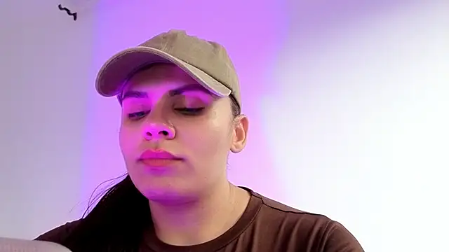 vickvalencia2 online show from December 18, 9:51 pm