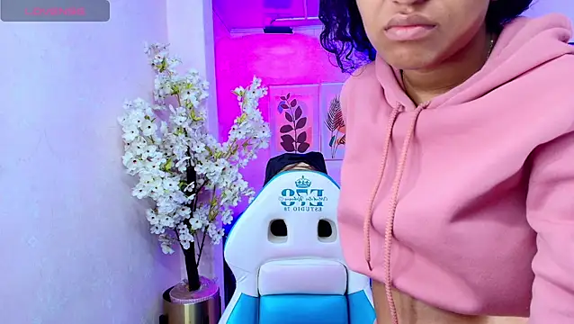 Nina willyams online show from February 19, 3:36 am
