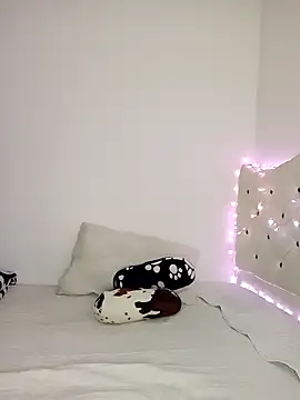 Lia whitexxx online show from February 8, 9:34 pm