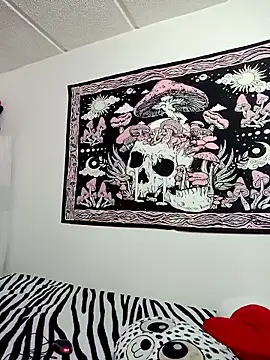 Lia whitexxx online show from April 5, 9:43 pm