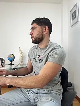 Steve-Carter online show from April 3, 12:00 pm