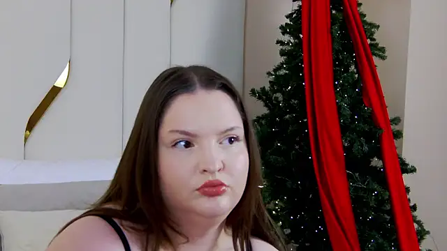 StelaHilton online show from December 20, 5:05 pm