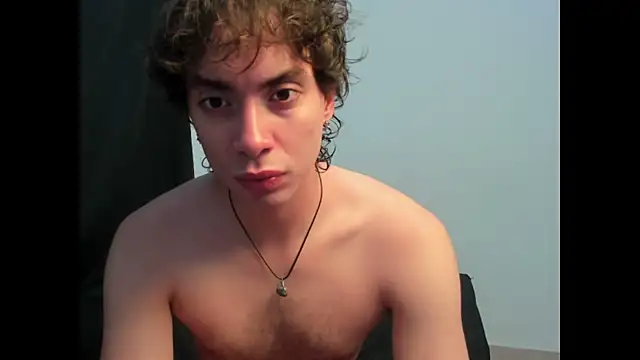 Snapshot of sam_lilith081 chatting on June 27, 2:45 pm sam lilith081 online show from June 27, 2:45 pm