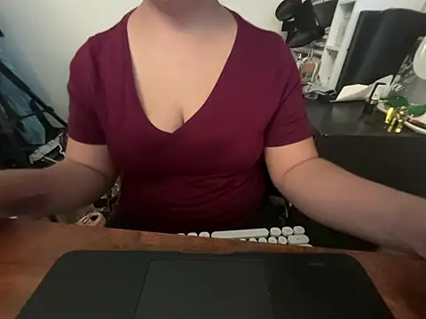 BettyWhispers online show from January 10, 5:52 pm