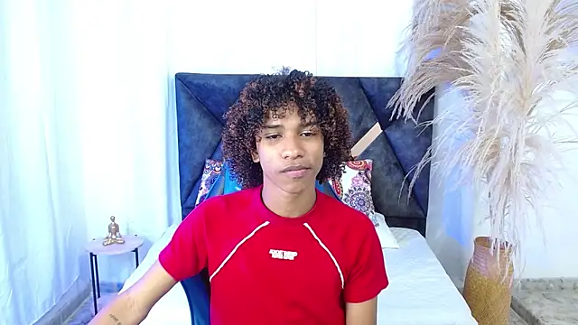 angelll18  online show from January 16, 8:24 pm