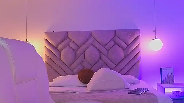 Milan Corleone online show from April 5, 11:50 am