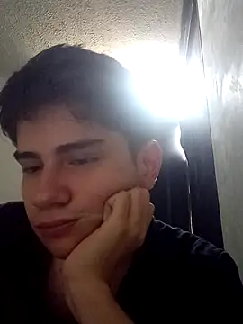 Snapshot of Sink198 chatting on December 14, 7:52 pm Sink198 online show from December 14, 7:52 pm