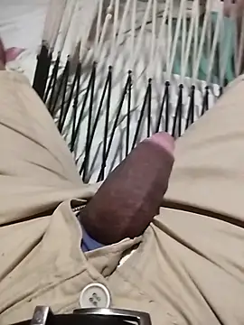 Snapshot of thsexo chatting on December 16, 2:05 am thsexo online show from December 16, 2:05 am