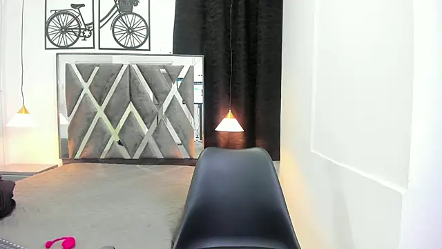 purplestar   online show from December 17, 11:59 am