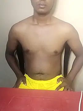 Snapshot of golosos2331 chatting on December 15, 4:40 am golosos2331 online show from December 15, 4:40 am