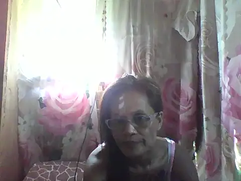 Petite elise online show from March 27, 7:50 am