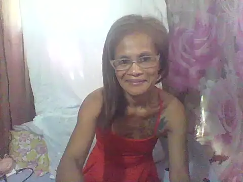 Petite elise online show from April 15, 6:08 am