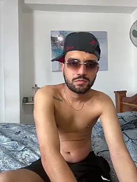 jamess 0 online show from June 2, 5:35 pm