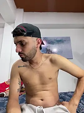 jamess 0 online show from May 1, 1:32 am