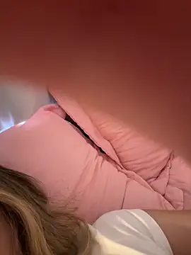 privsloirinha online show from March 16, 5:48 pm