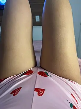 privsloirinha online show from May 13, 2:40 am