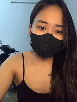 Snapshot of NinaBaby22 chatting on February 3, 7:19 pm NinaBaby22 online show from February 3, 7:19 pm