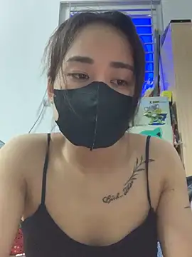 Snapshot of NinaBaby22 chatting on February 5, 8:43 am NinaBaby22 online show from February 5, 8:43 am