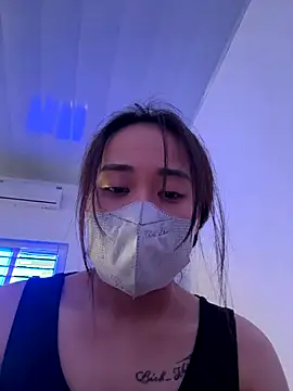 Snapshot of NinaBaby22 chatting on December 18, 7:24 am NinaBaby22 online show from December 18, 7:24 am