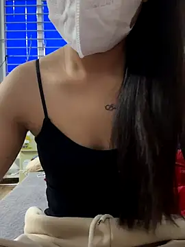 Snapshot of NinaBaby22 chatting on January 6, 9:24 am NinaBaby22 online show from January 6, 9:24 am