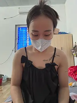 Snapshot of NinaBaby22 chatting on December 16, 6:50 am NinaBaby22 online show from December 16, 6:50 am