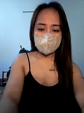 Snapshot of NinaBaby22 chatting on January 8, 5:19 pm NinaBaby22 online show from January 8, 5:19 pm