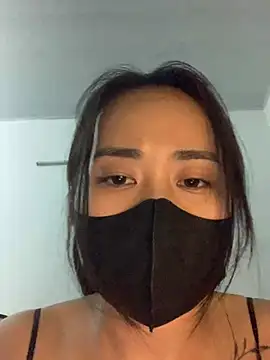 Snapshot of NinaBaby22 chatting on February 2, 6:07 pm NinaBaby22 online show from February 2, 6:07 pm