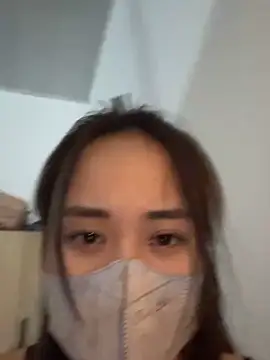 Snapshot of NinaBaby22 chatting on December 17, 6:57 pm NinaBaby22 online show from December 17, 6:57 pm