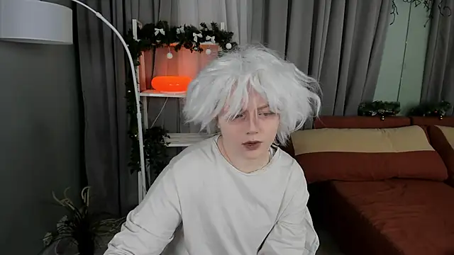 Snapshot of KellyKik chatting on December 15, 8:25 pm KellyKik online show from December 15, 8:25 pm