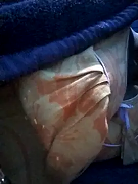 Snapshot of Monika-hot3 chatting on December 13, 9:43 pm Monika-hot3 online show from December 13, 9:43 pm