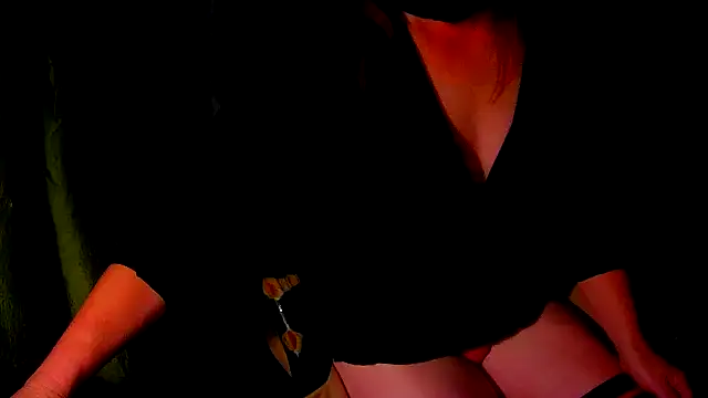 GoodGirlKelly online show from March 18, 5:10 am