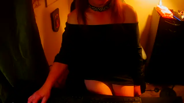 GoodGirlKelly online show from March 28, 2:45 am