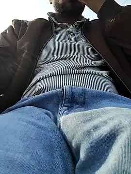 susuadult online show from December 22, 9:20 am